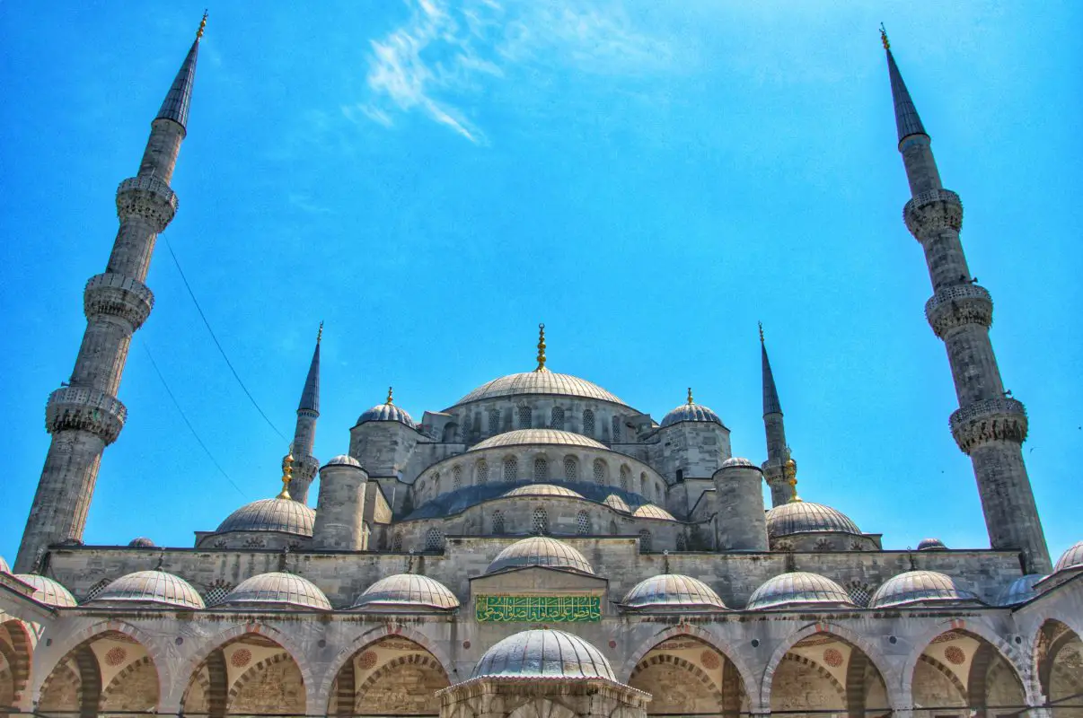 must visit blue mosque in istanbul