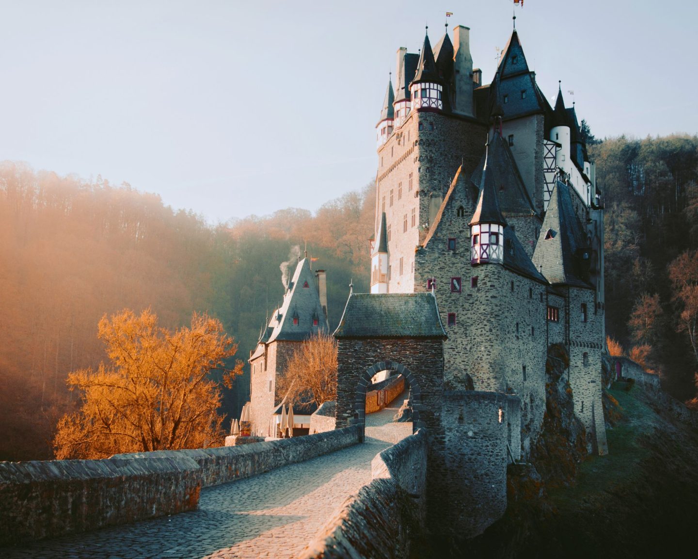 A complete guide to visiting Eltz Castle (aka Burg Eltz) in Germany