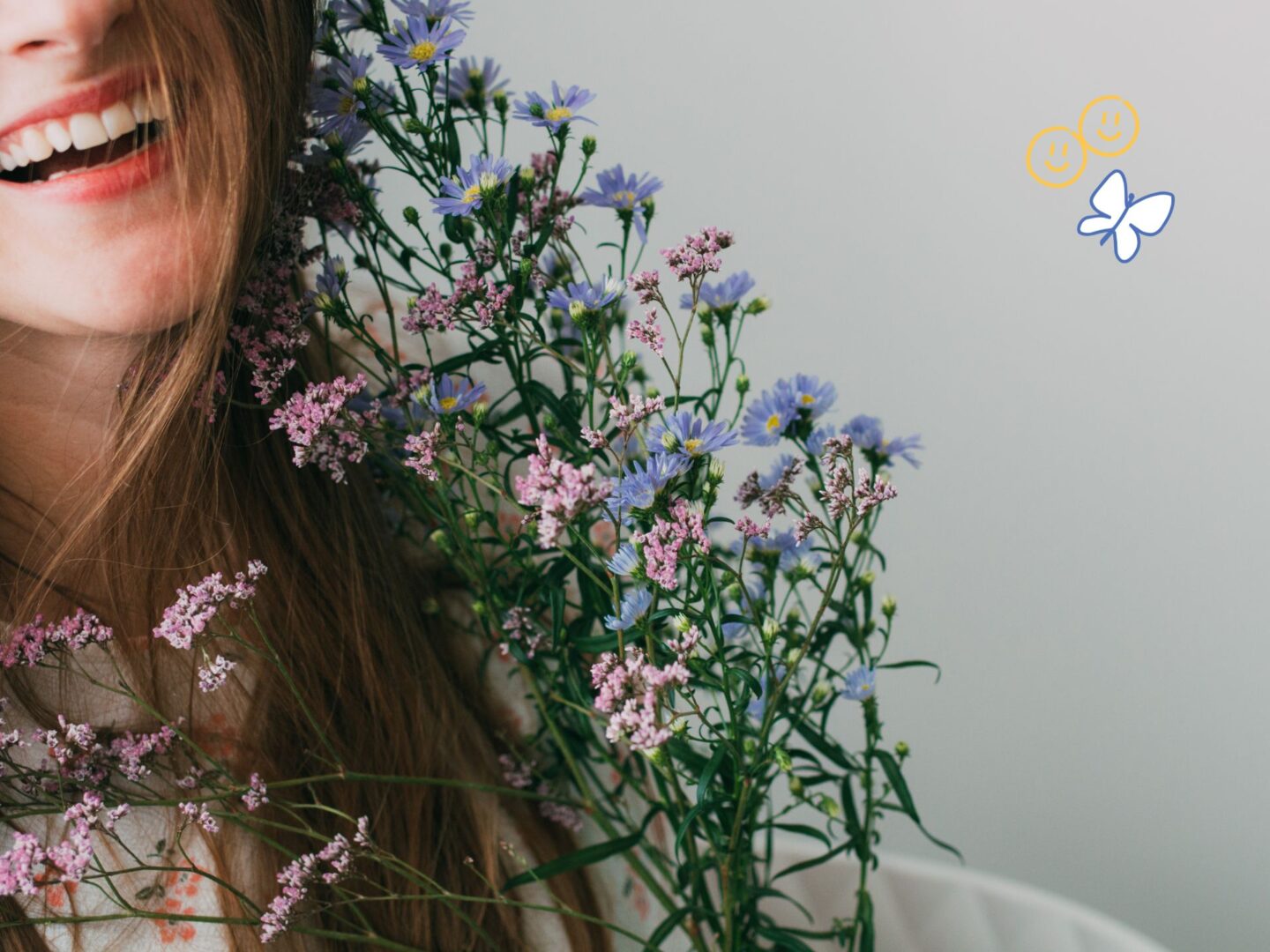 Personal growth habits to develop this summer to have a soft girl summer.